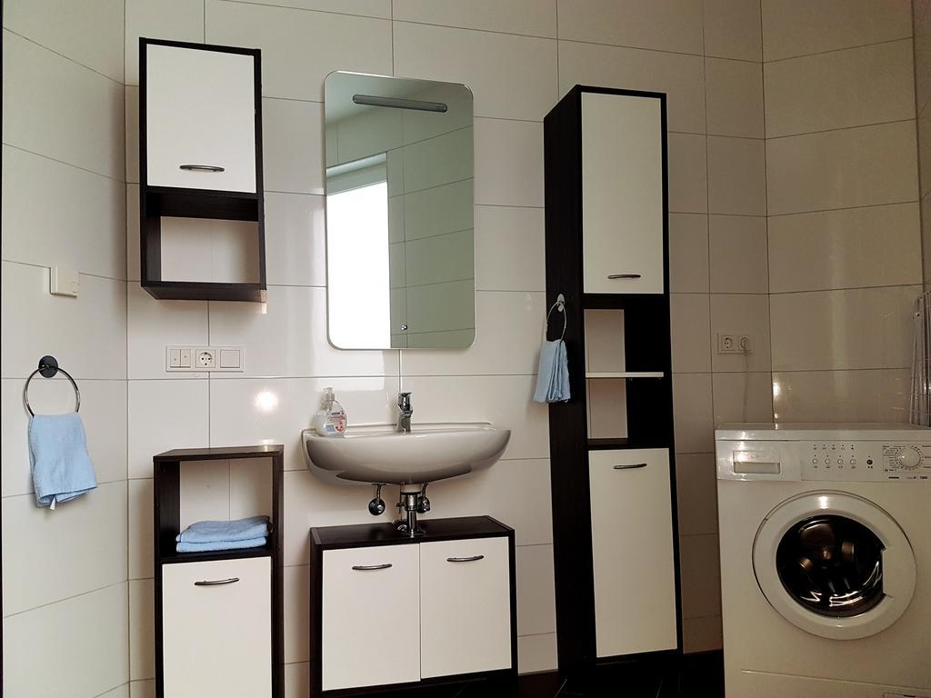 Apartment Zimmervermietung Aras
